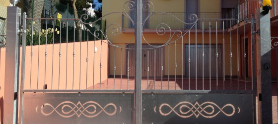 Home 08